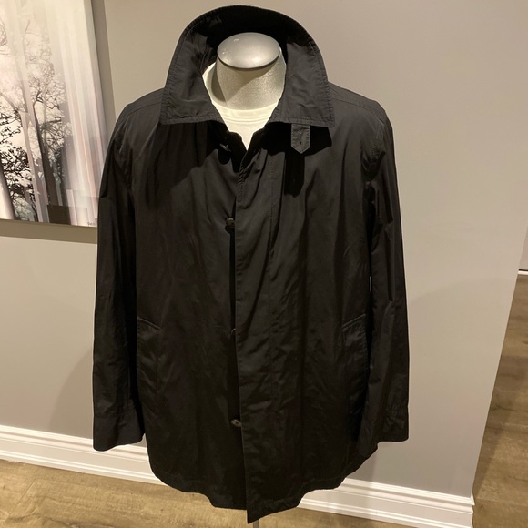 Hugo Boss Other - Hugo Boss Trench Coat size 56/46